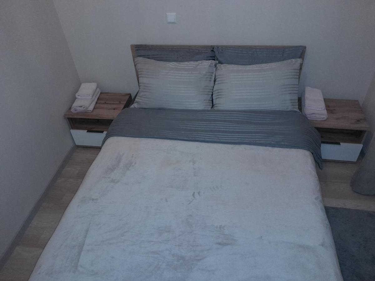 Gray Apartament 2 Prisztina Zewnętrze zdjęcie